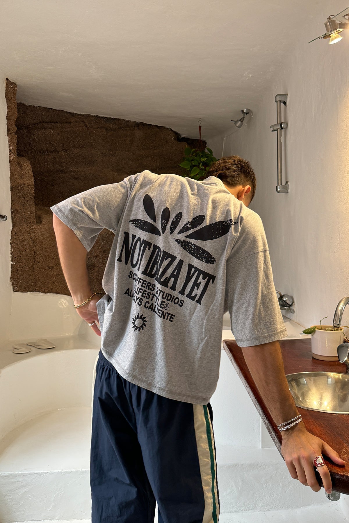 Koszulka Not Ibiza w kolorze jasnoszarym