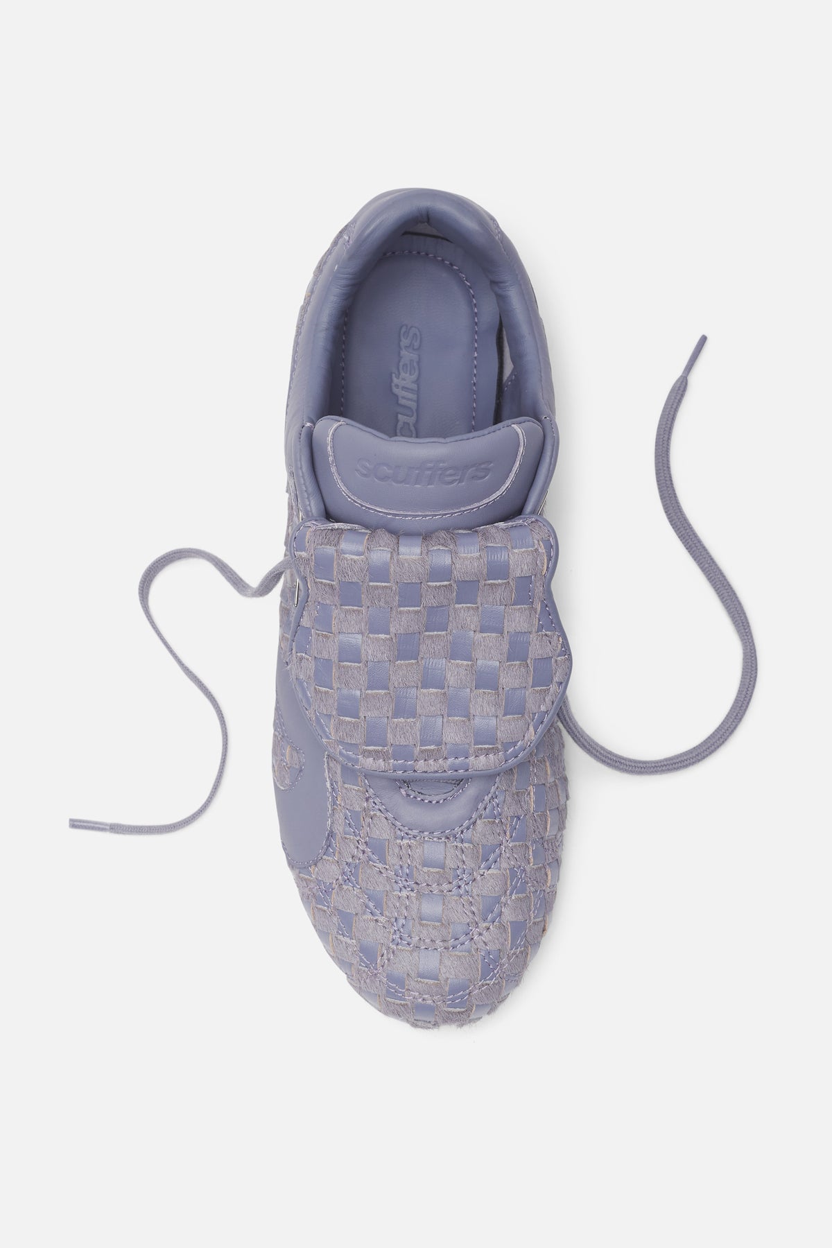 Kultowe fioletowe, plecione trampki