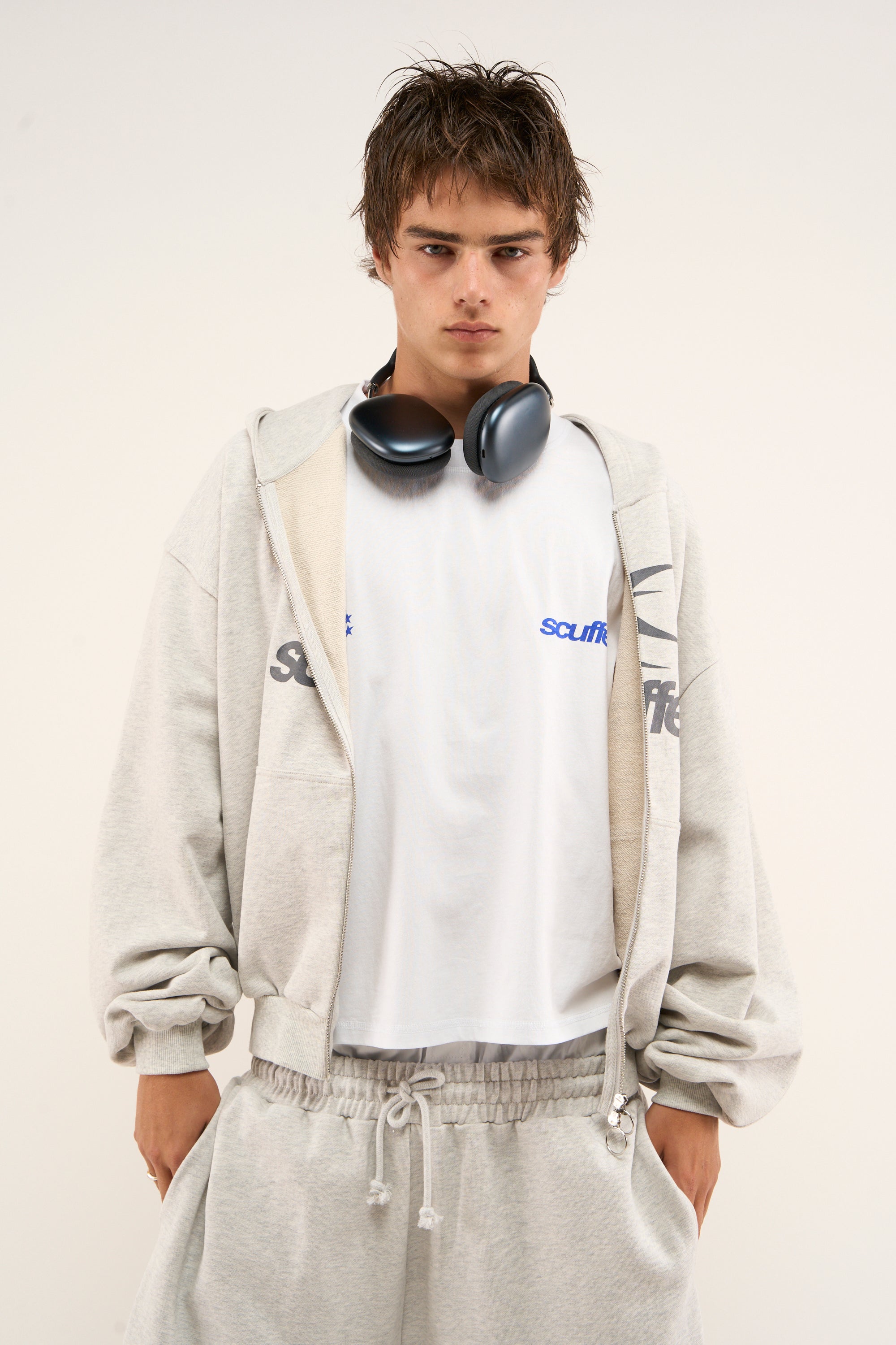 Bluza z kapturem i zamkiem błyskawicznym w kolorze szarego melanżu z logo