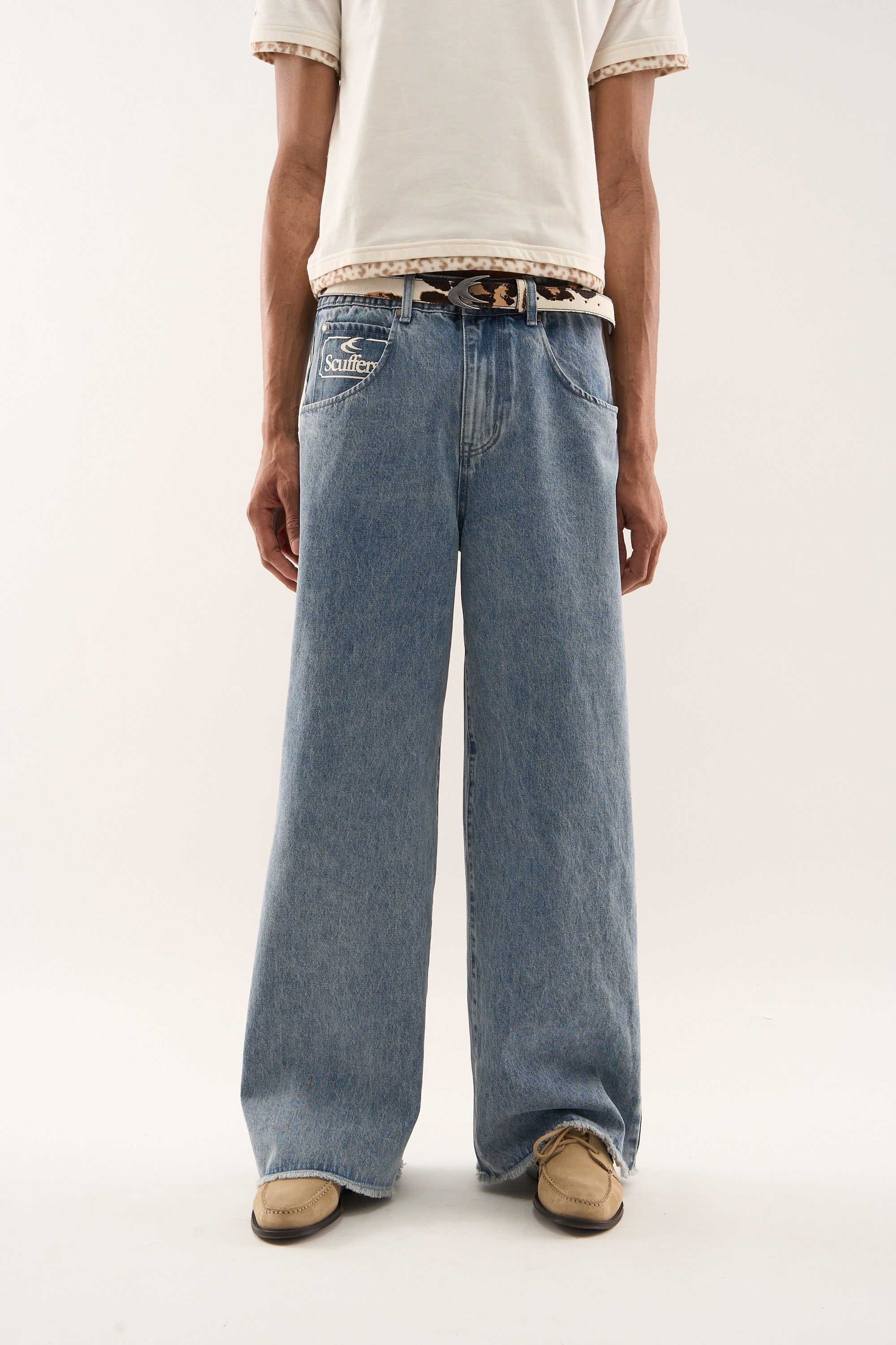 Niegrzeczne niebieskie spodnie