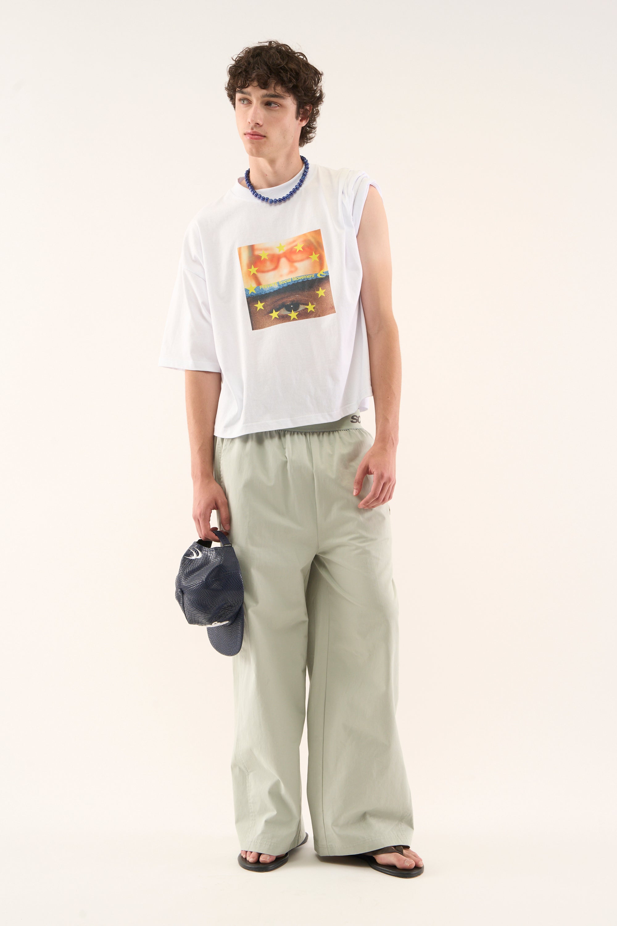 Koszulka z białym filmem