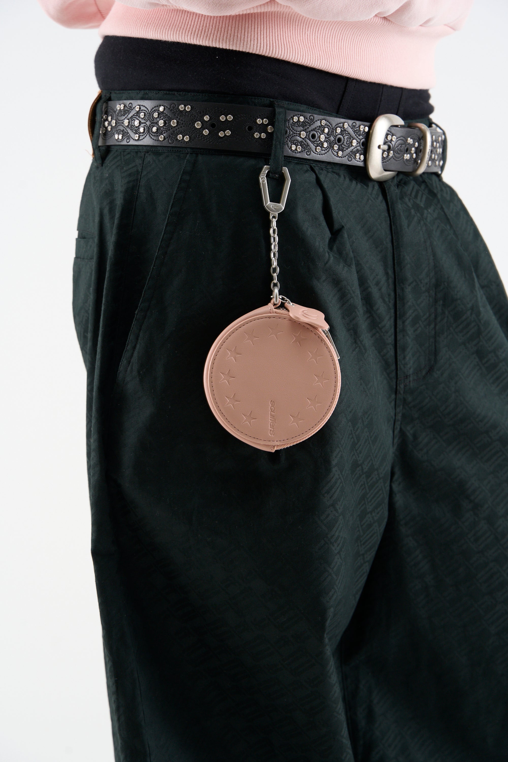 Niezbędny różowy portfel na klucze