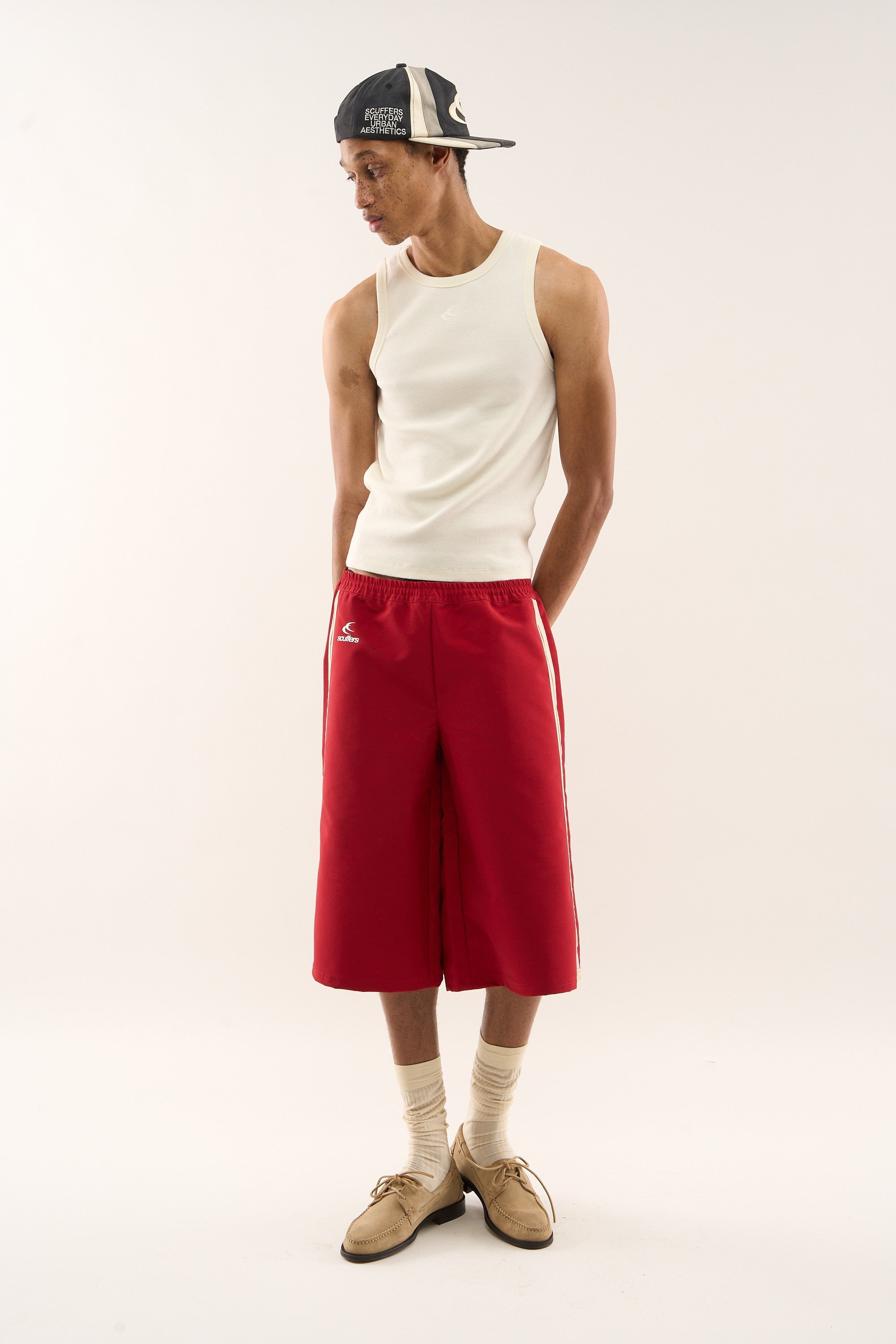 Bezproblemowa czarna czapka