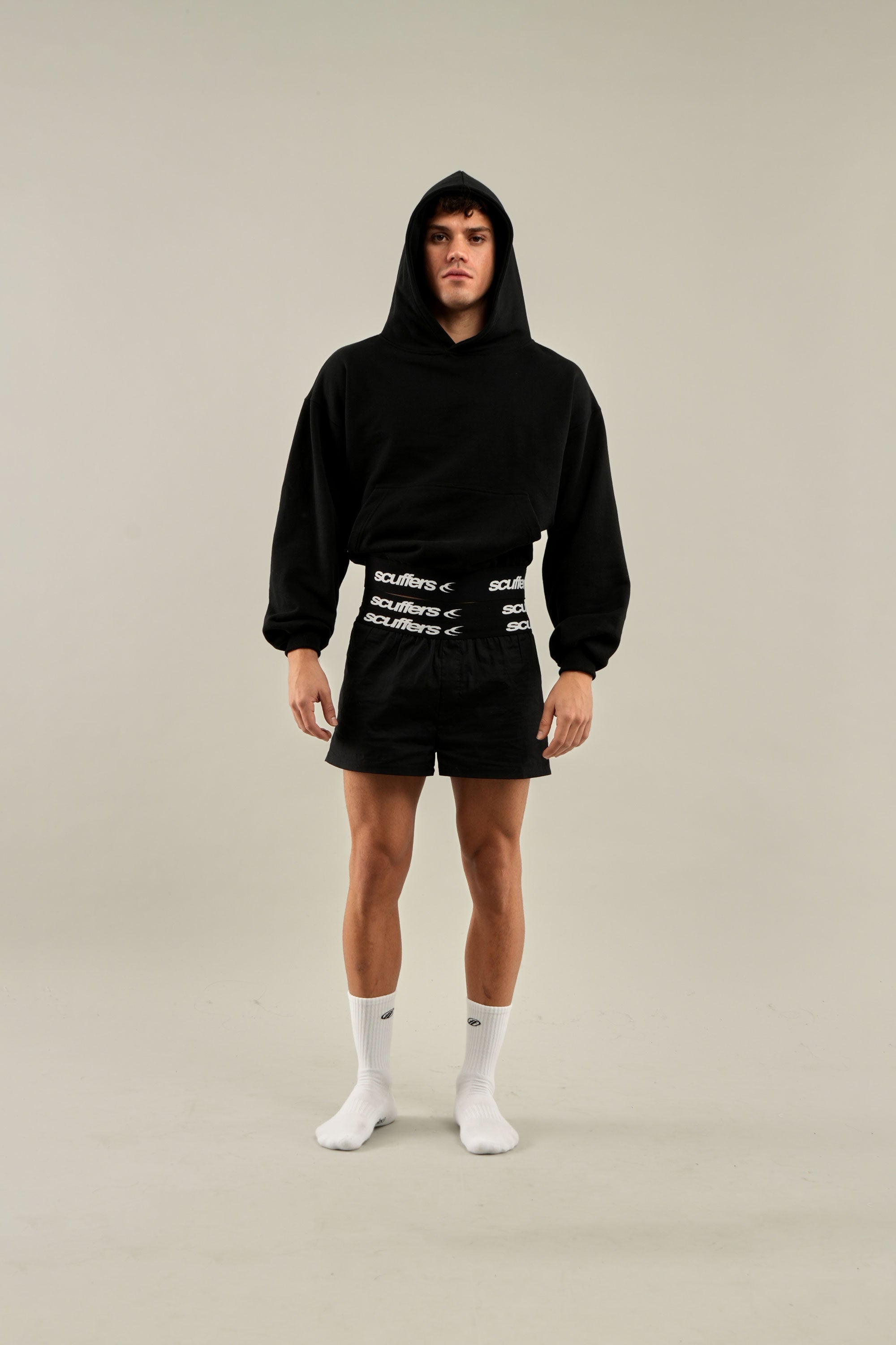 Podwójna czarna bielizna