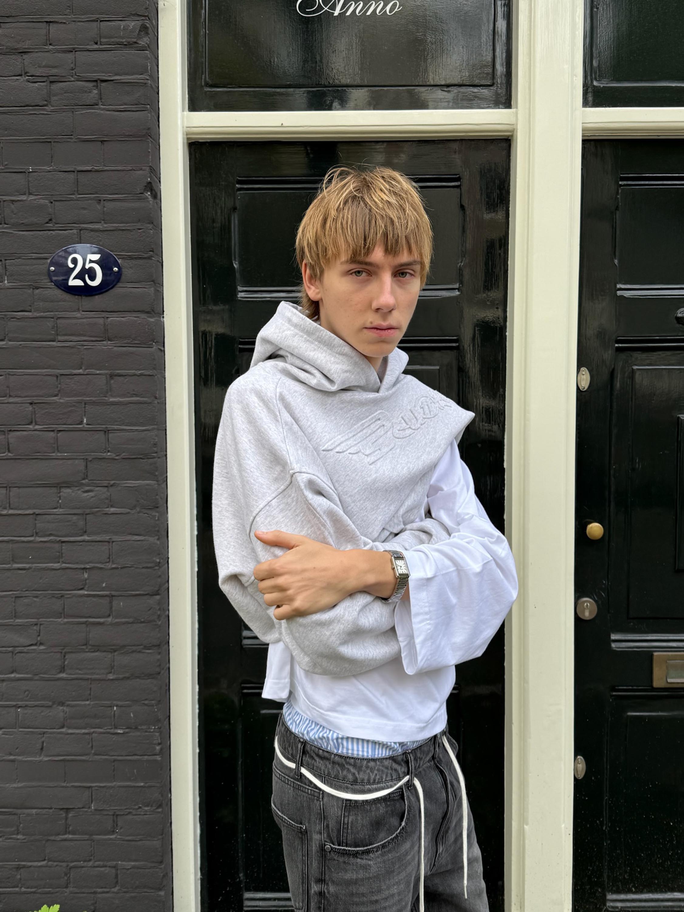 Internet Jasnoszara Bluza z Kapturem