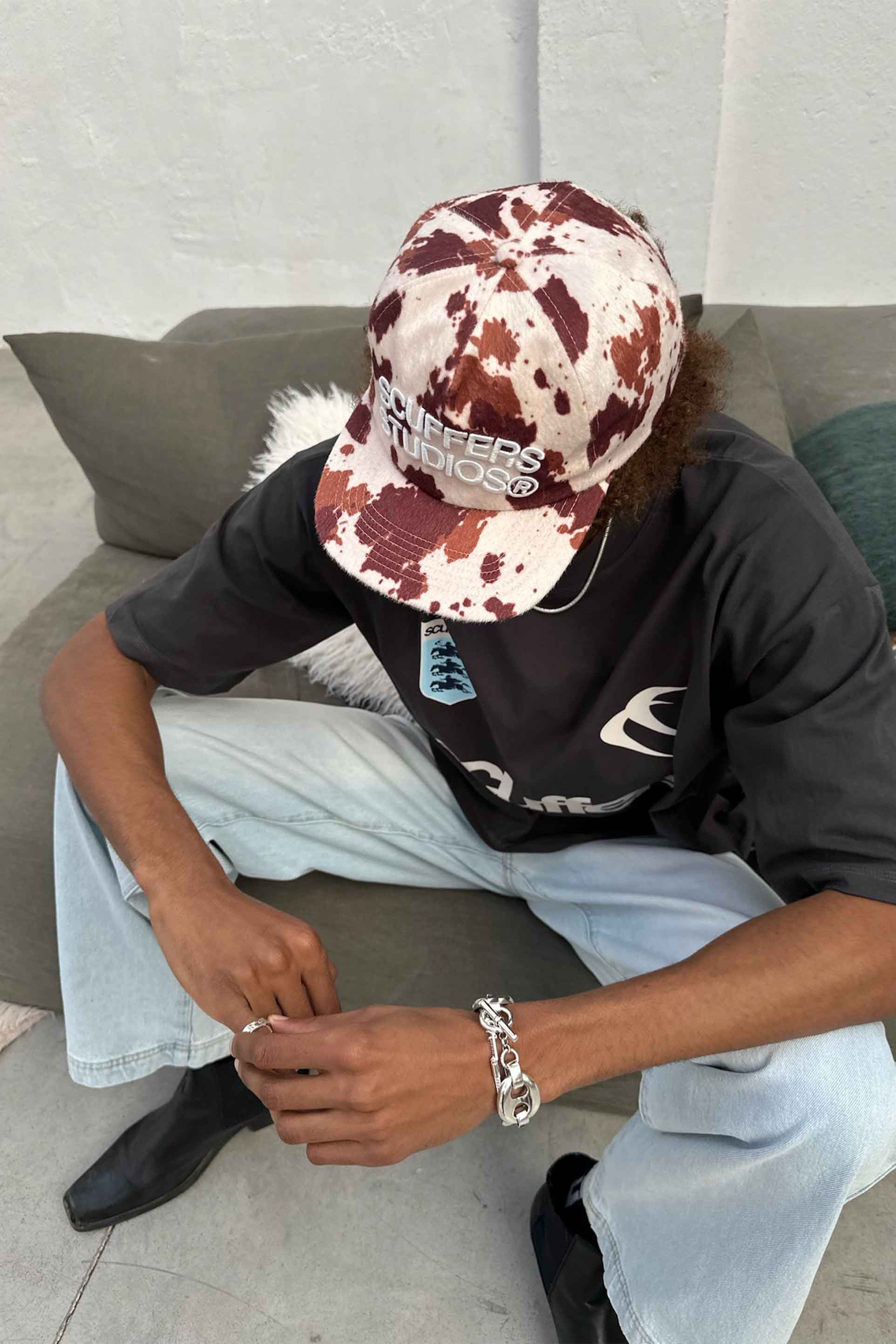 Czapka krowia na całym świecie