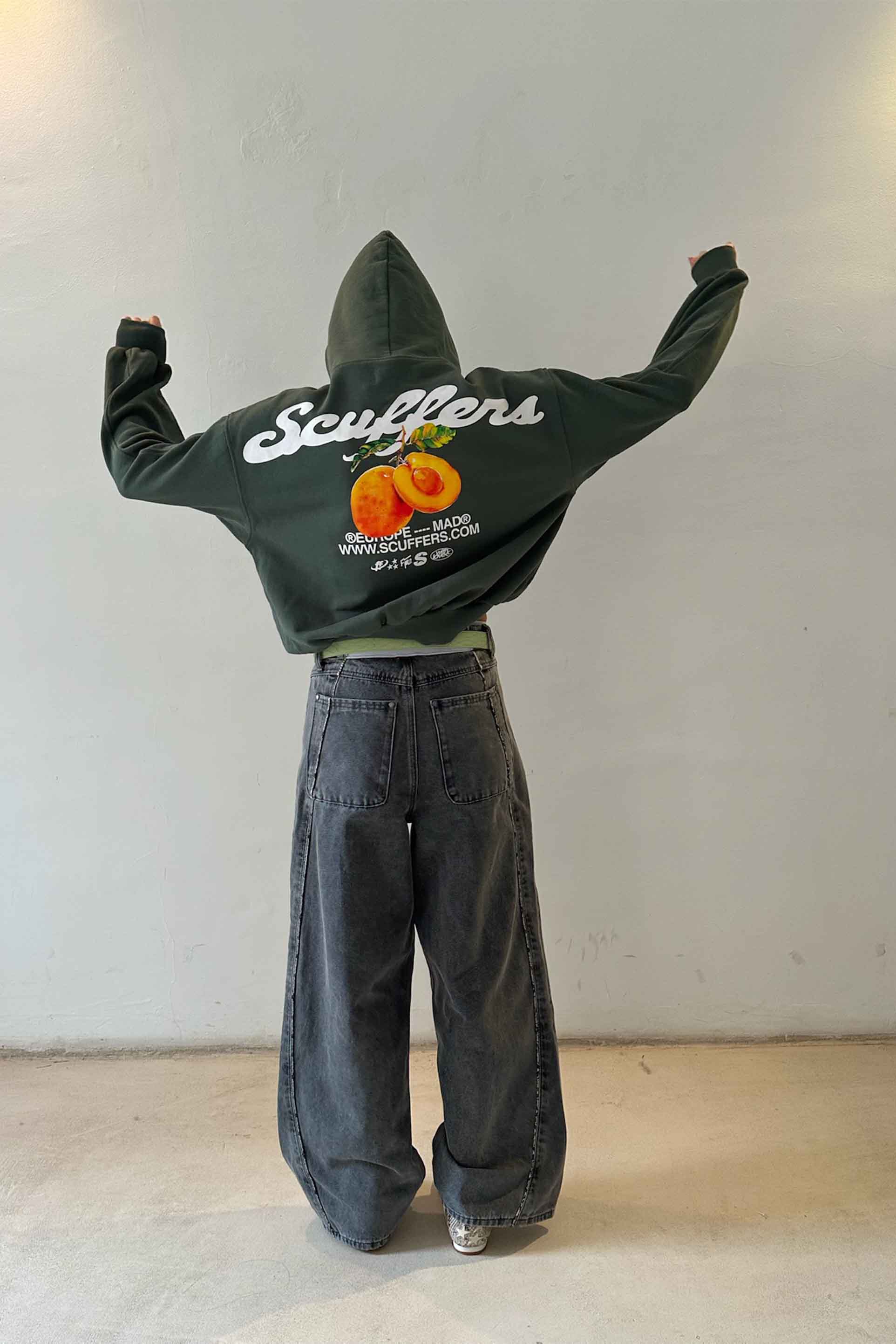 Bluza z kapturem w kolorze tropikalnej zieleni