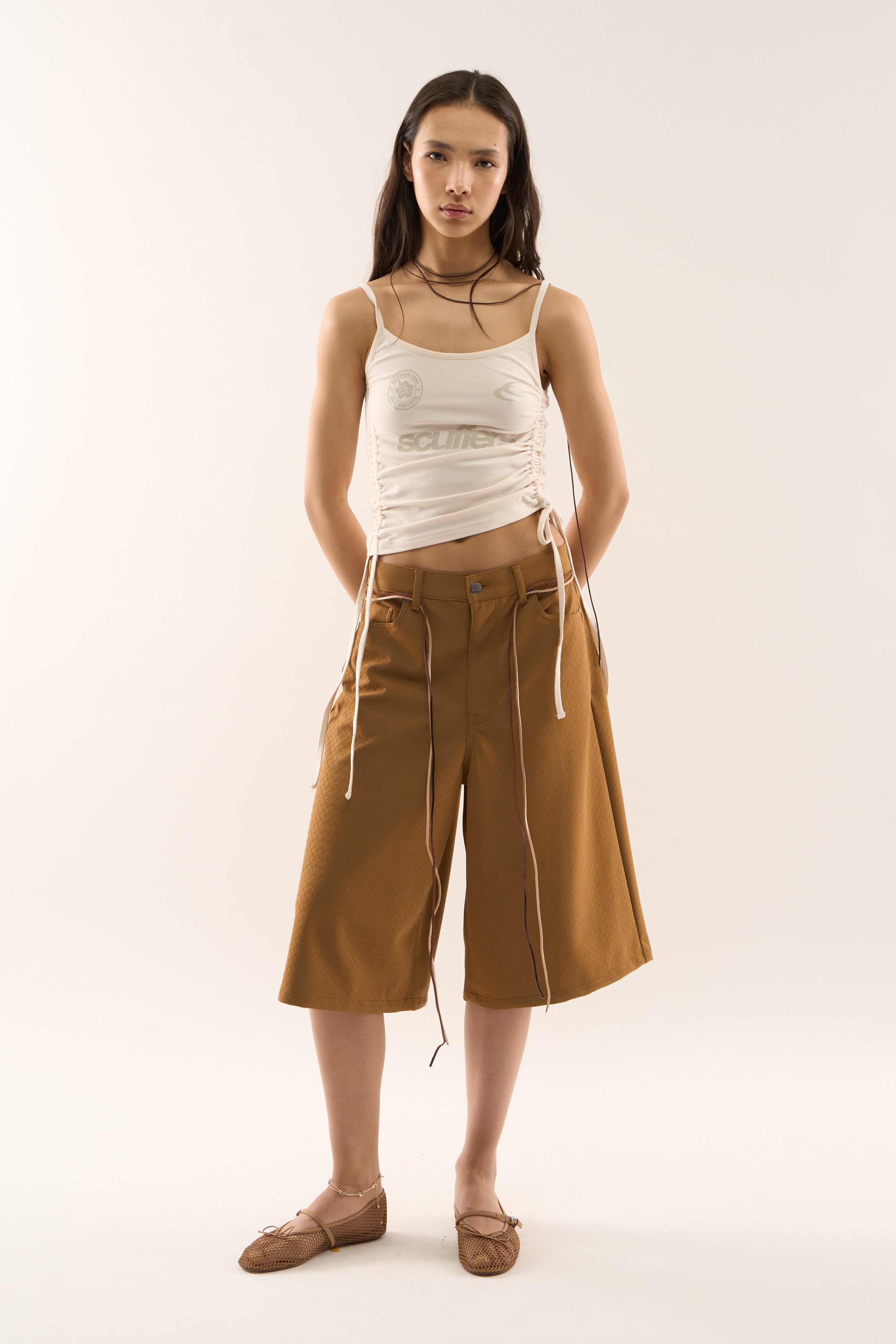 Top w kolorze perłowym ecru