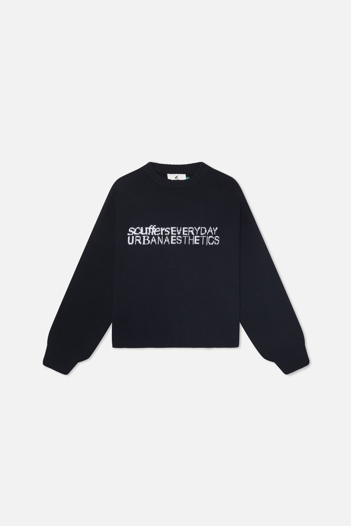 Niezbędny czarny sweter